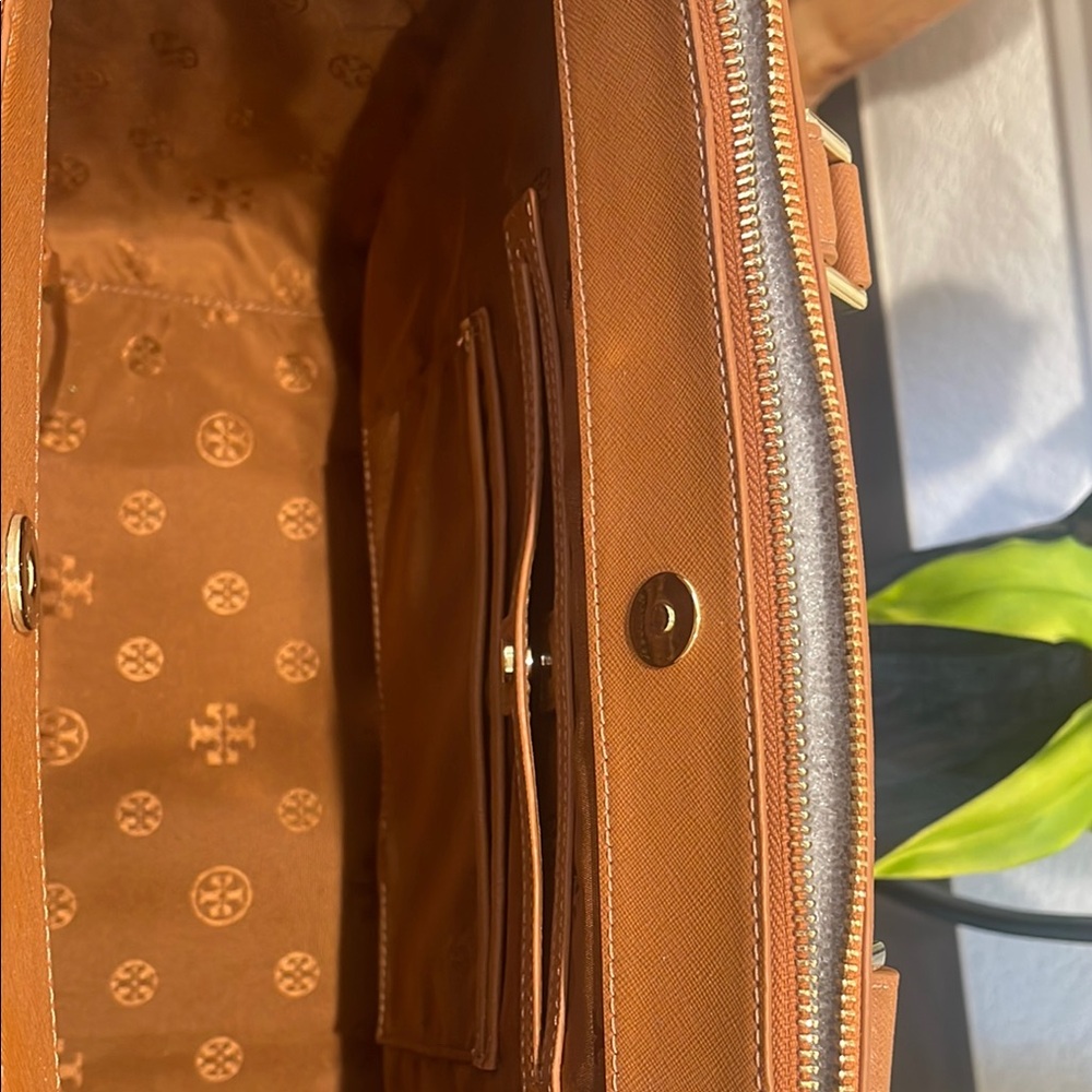 Tory Burch Tan Structured Leather Tote - Picture 4 of 8